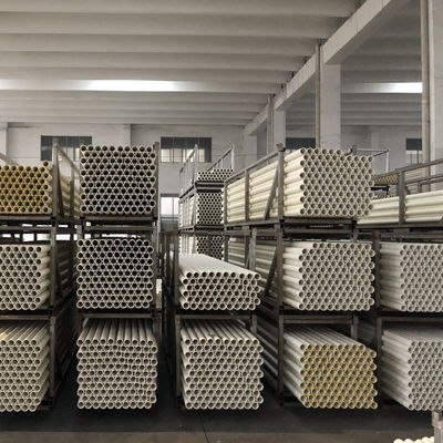 Verwerkingsservice voor gietwerk voor hoogtemperatuur vuurvaste aluminium keramische rollen voor rollenovens